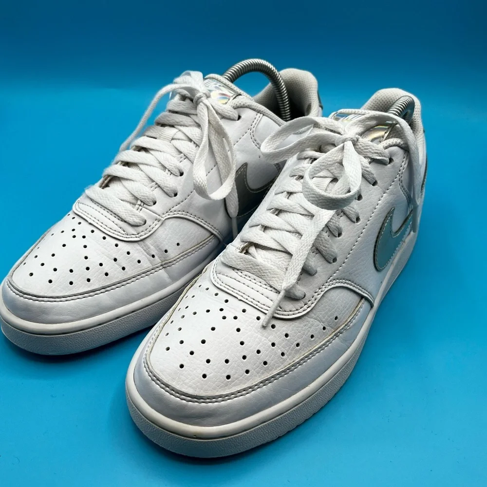 Nike Court Borough Low 2 sneakers.